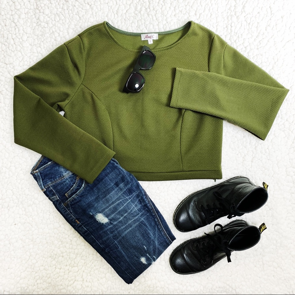 Monif C. Green Long Sleeved Crop Top - Size 1X - Picture 6 of 8